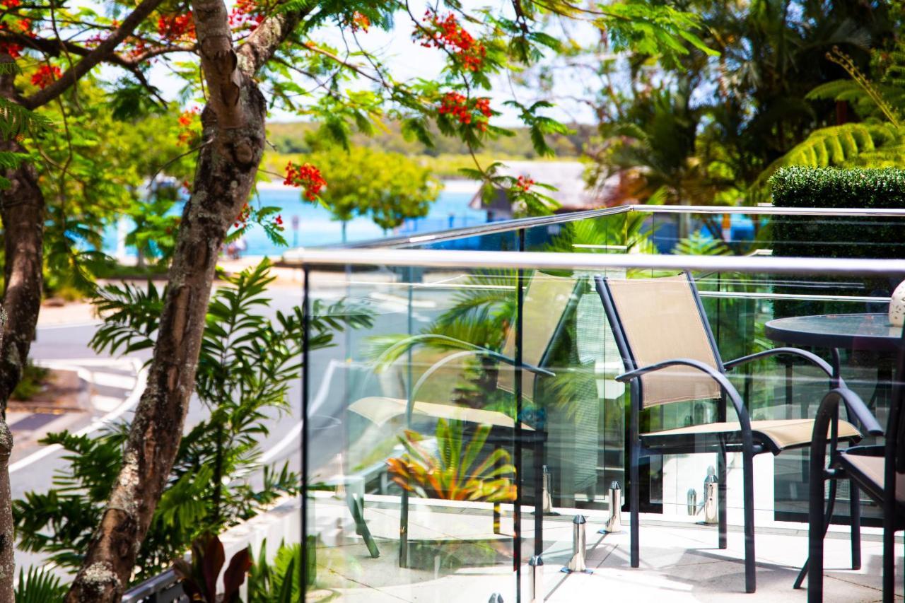 2 Bedroom Renovated Townhouse, Walk To Noosa River Apartment *