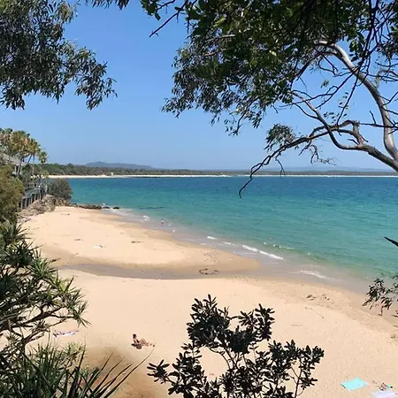 2 Bedroom Renovated Townhouse, Walk To Noosa River Noosaville Exterior photo