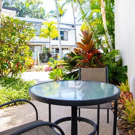 2 Bedroom Renovated Townhouse, Walk To Noosa River Noosaville Exterior photo